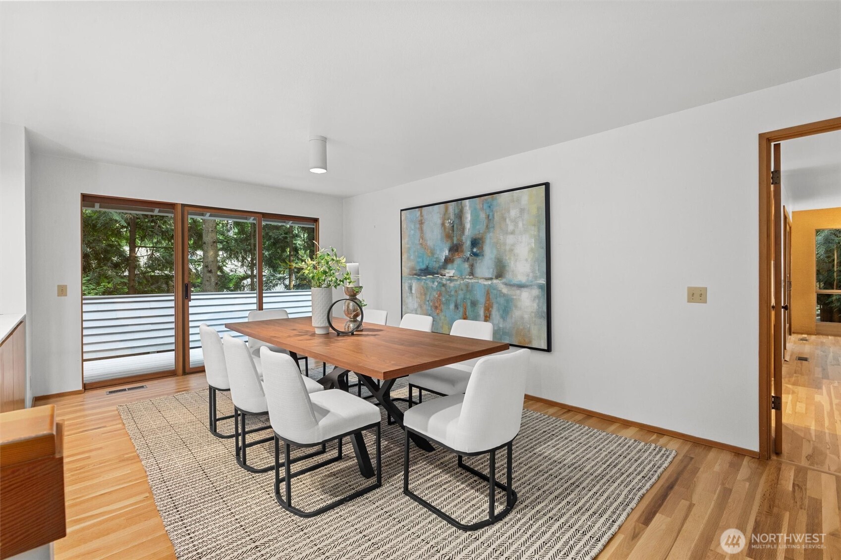 13619 NE 28th Street , Bellevue, WA 98005