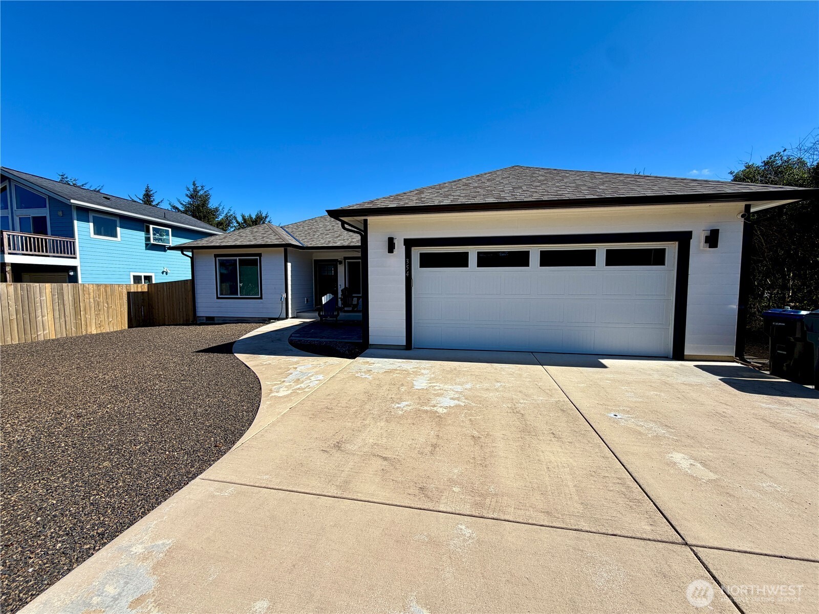 354 Sand Dune Avenue NW, Ocean Shores, WA 98569
