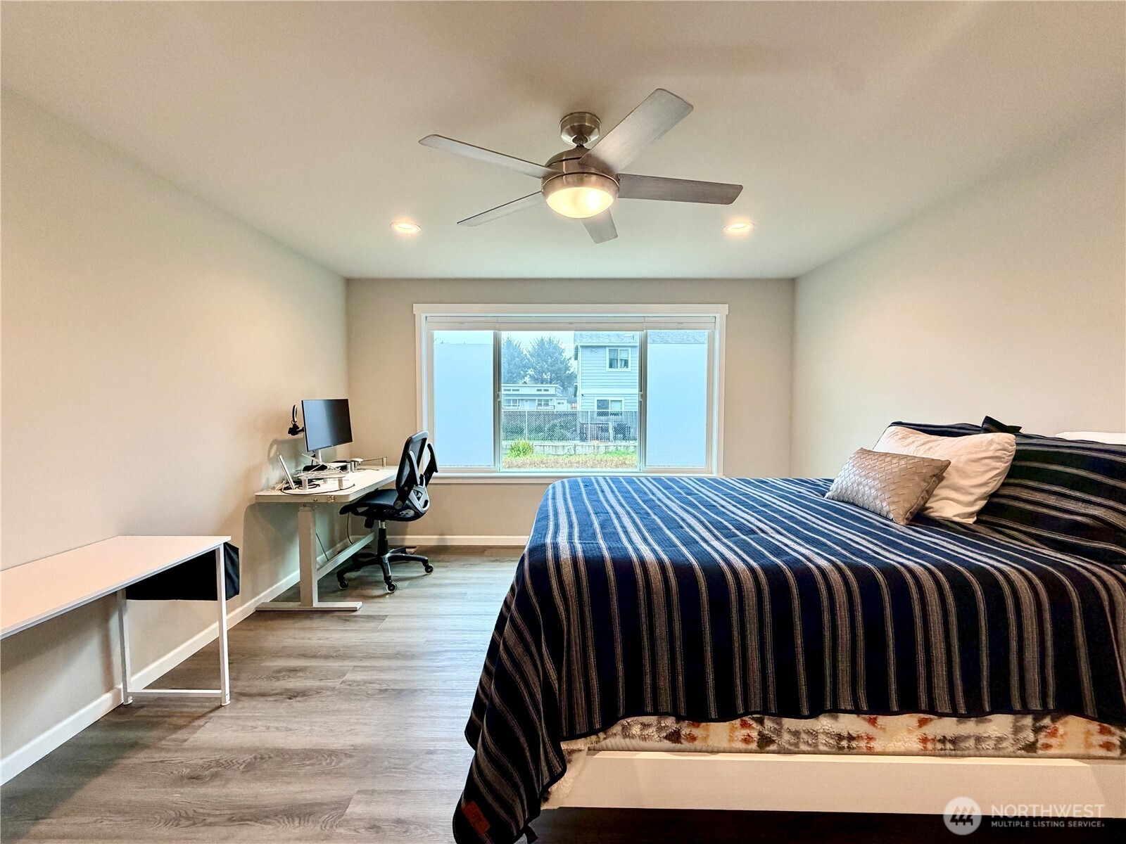 354 Sand Dune Avenue NW, Ocean Shores, WA 98569