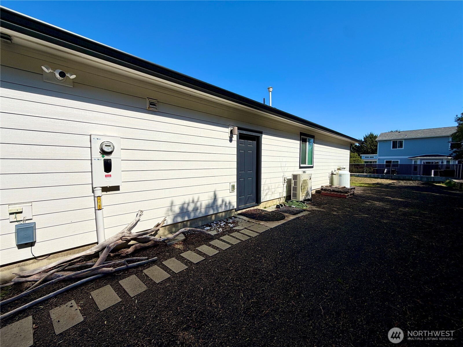 354 Sand Dune Avenue NW, Ocean Shores, WA 98569