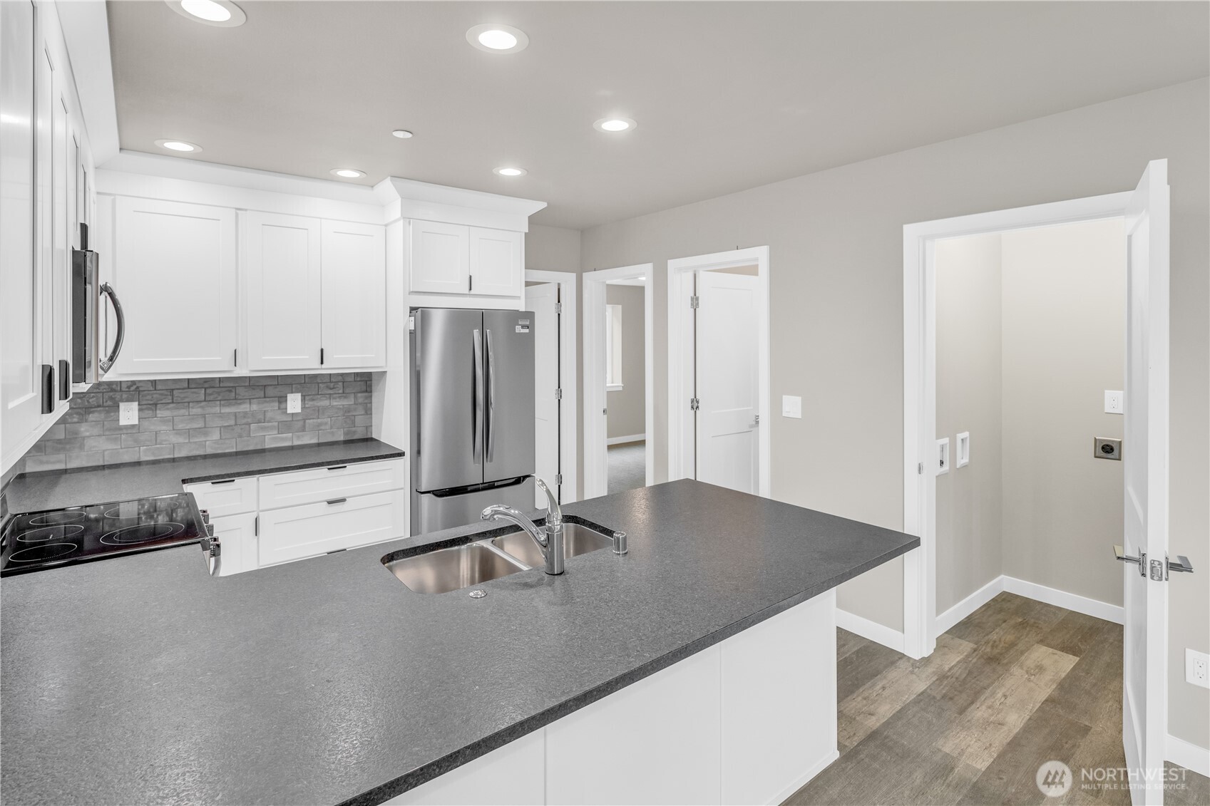 25212 138th Place SE, Kent, WA 98042