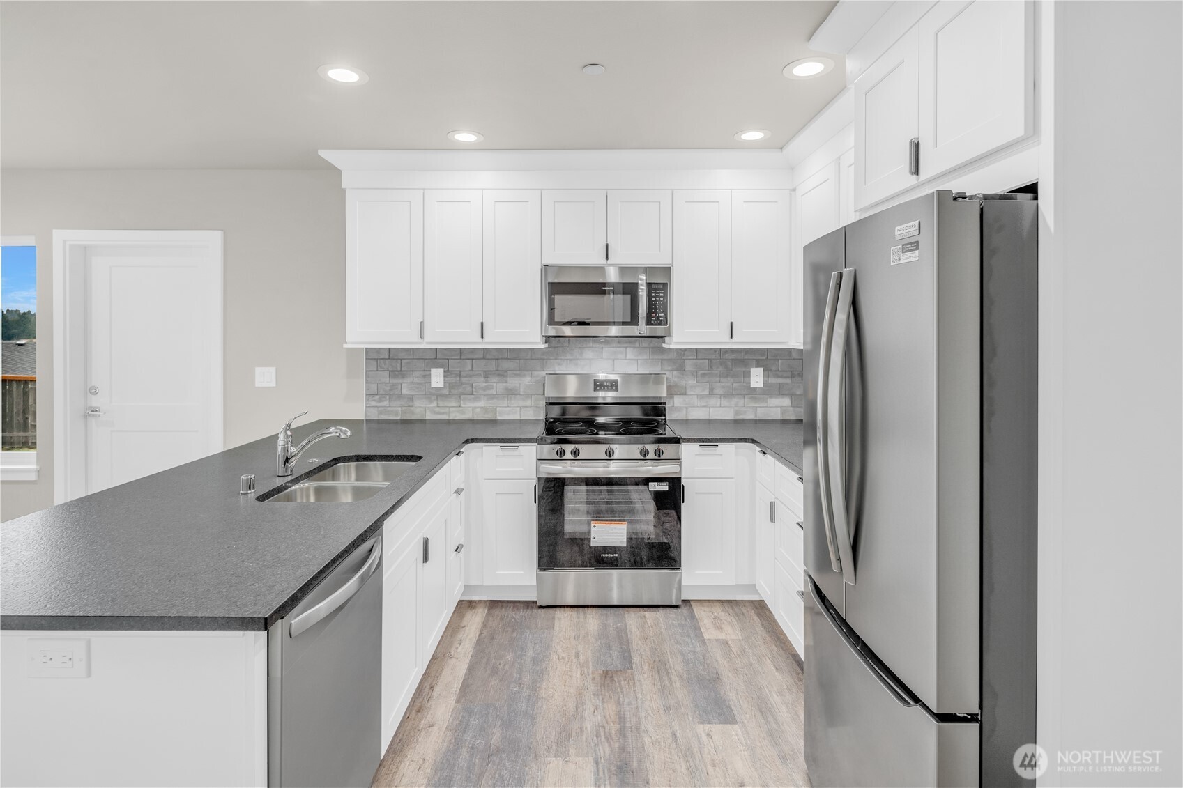 25212 138th Place SE, Kent, WA 98042