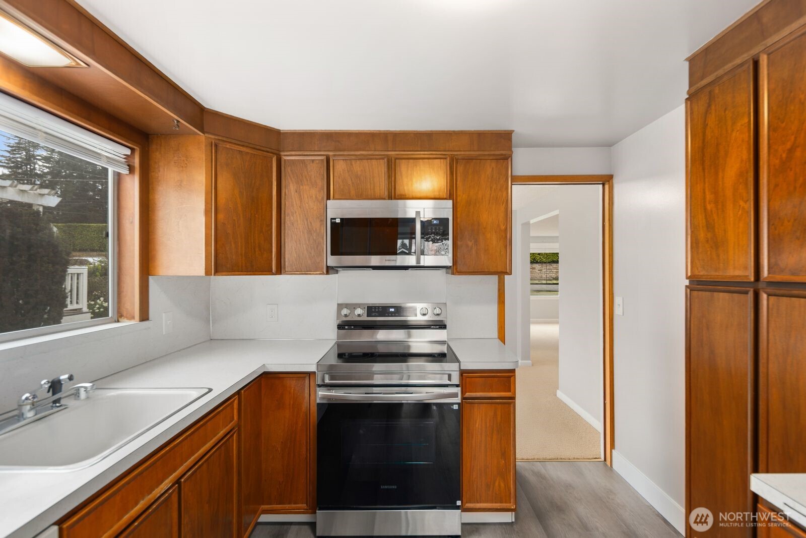 4731 49th Avenue NE, Seattle, WA 98105