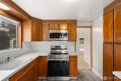 4731 49th Avenue NE, Seattle, WA 98105 - Photo 11