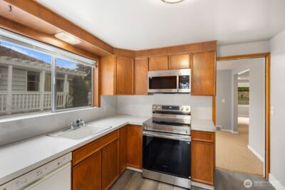 4731 49th Avenue NE, Seattle, WA 98105 - Photo 12