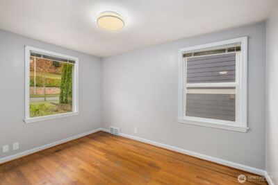 4731 49th Avenue NE, Seattle, WA 98105 - Photo 18