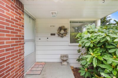 4731 49th Avenue NE, Seattle, WA 98105 - Photo 4