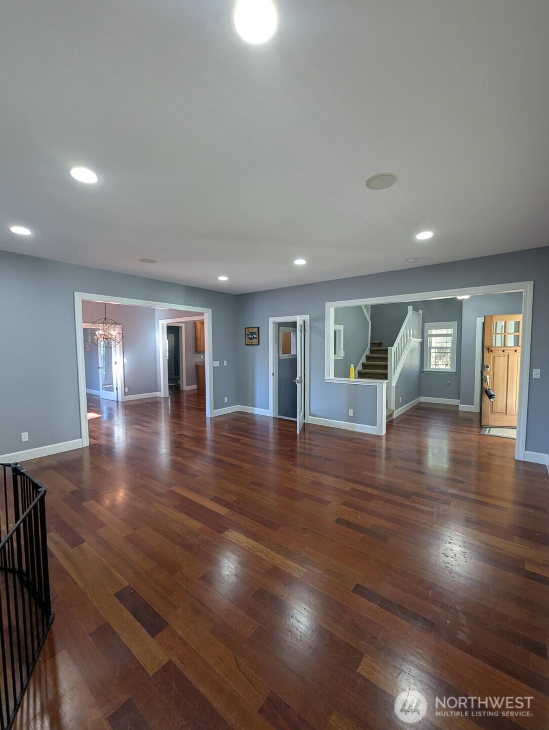 2300 NE Solar View Court , Poulsbo, WA 98370