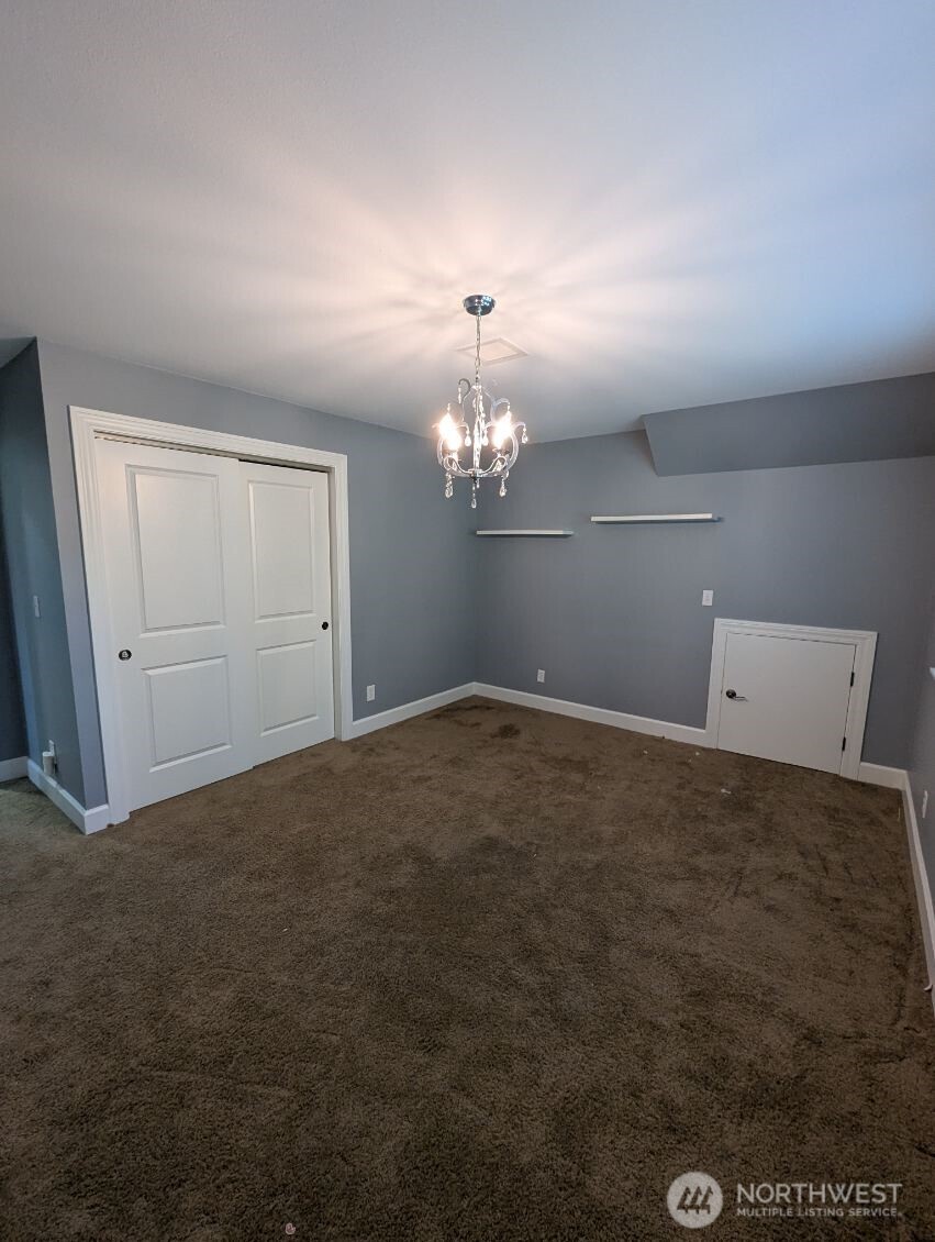 2300 NE Solar View Court , Poulsbo, WA 98370