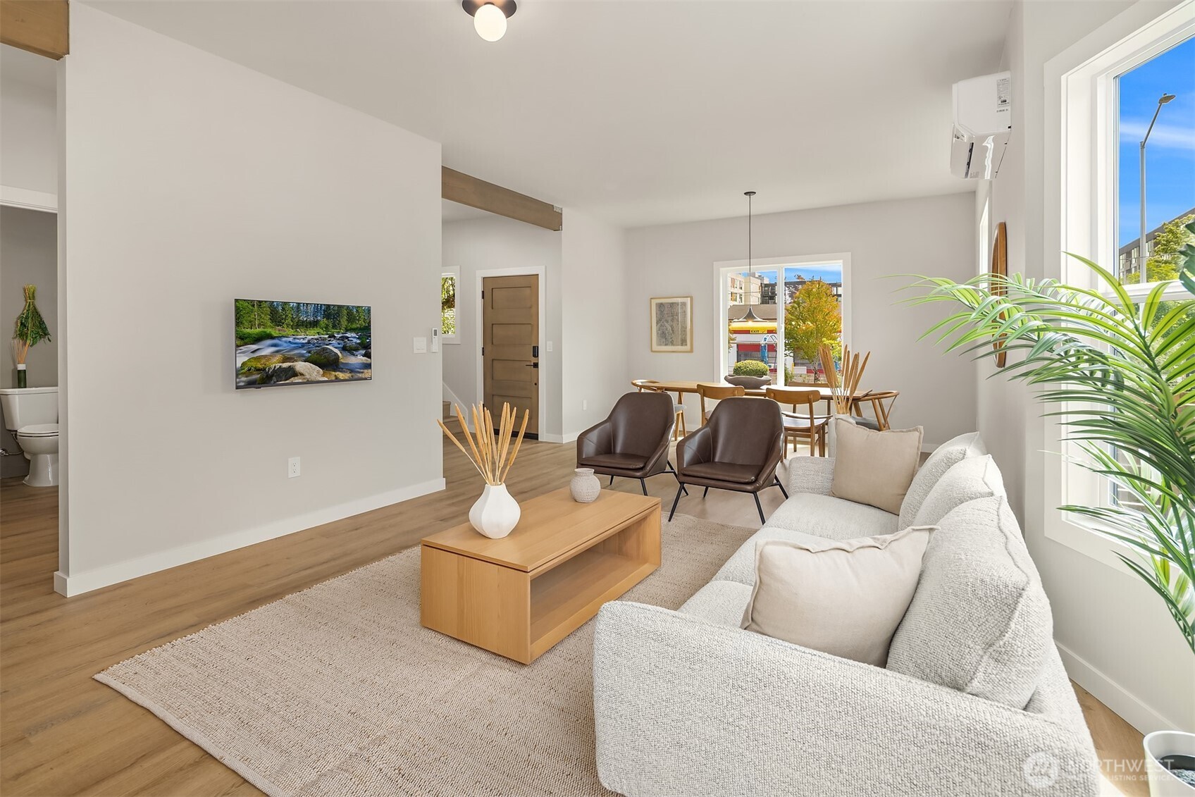 2302 E Pike Street , Seattle, WA 98122