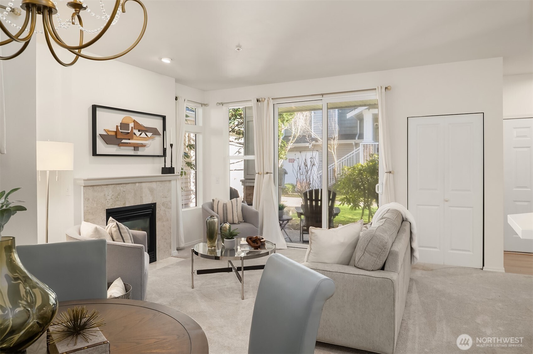 23757 SE 52nd Lane #13-1, Issaquah, WA 98029