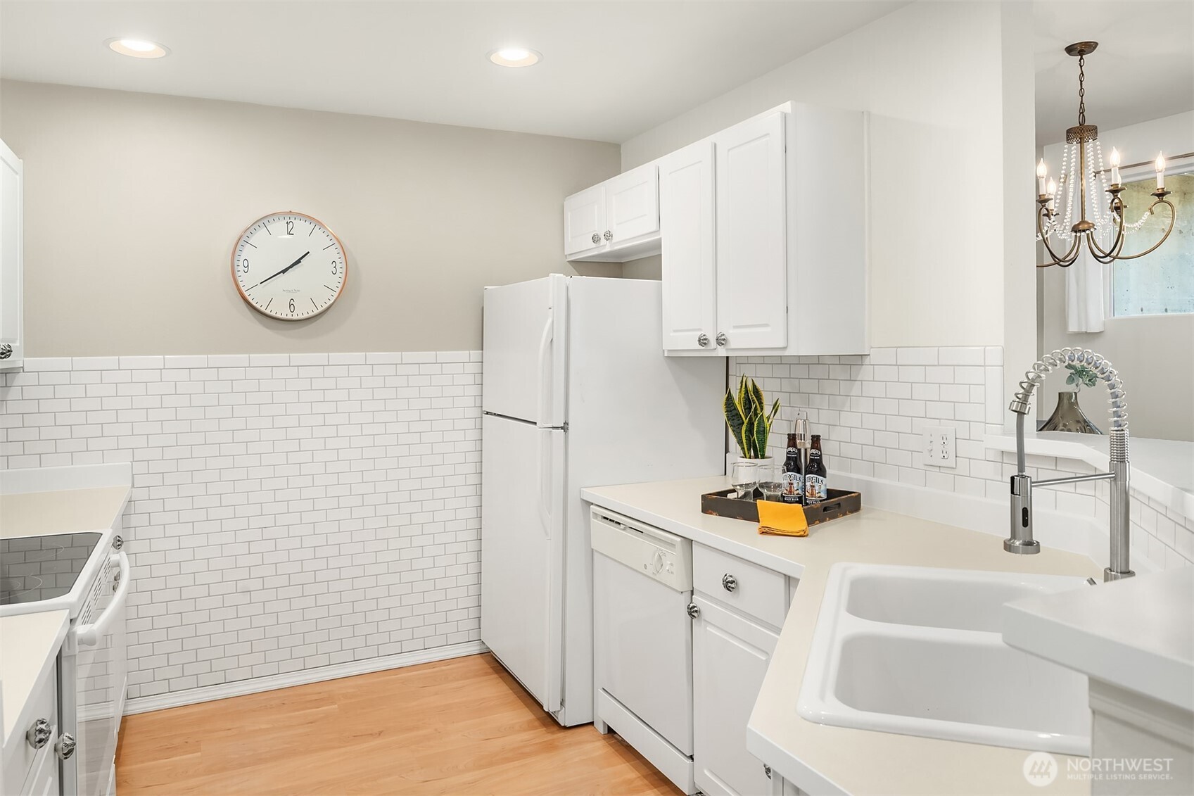 23757 SE 52nd Lane #13-1, Issaquah, WA 98029