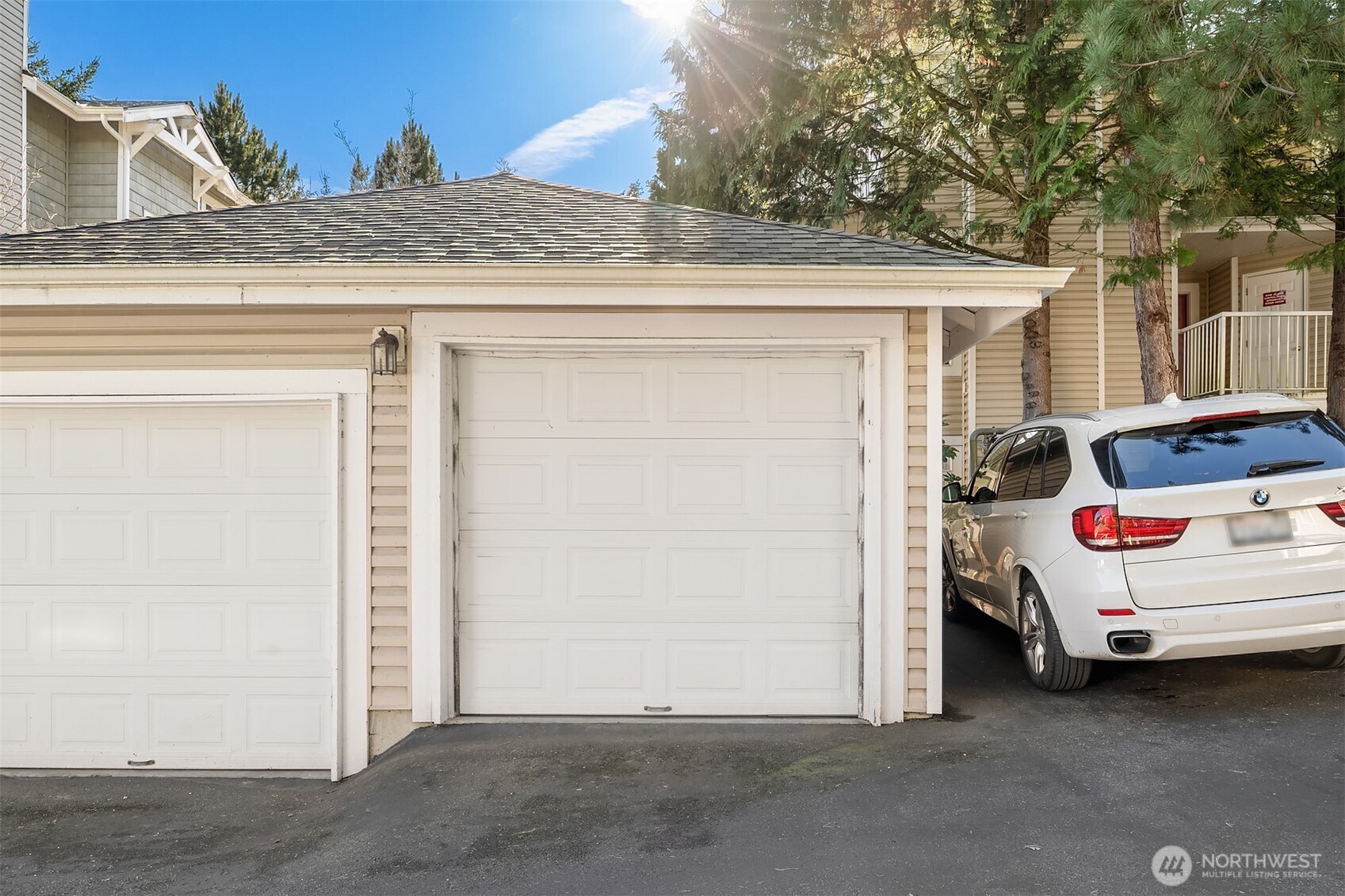 23757 SE 52nd Lane #13-1, Issaquah, WA 98029