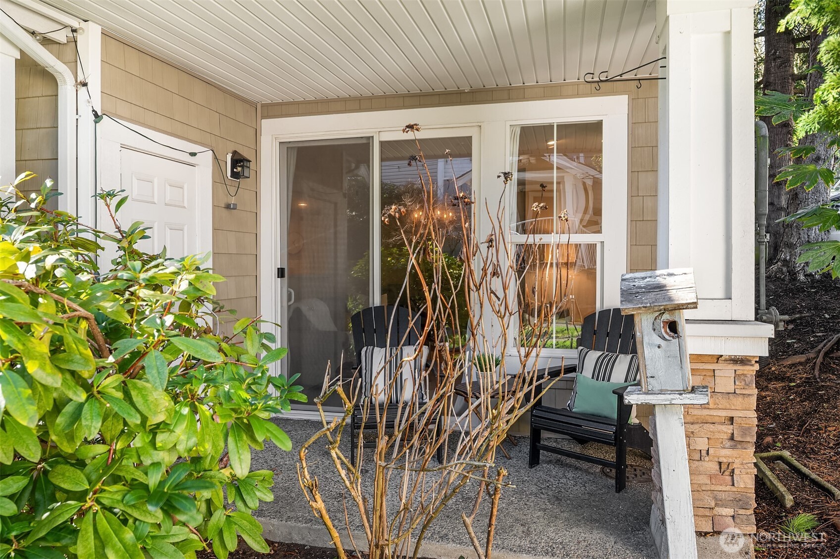 23757 SE 52nd Lane #13-1, Issaquah, WA 98029