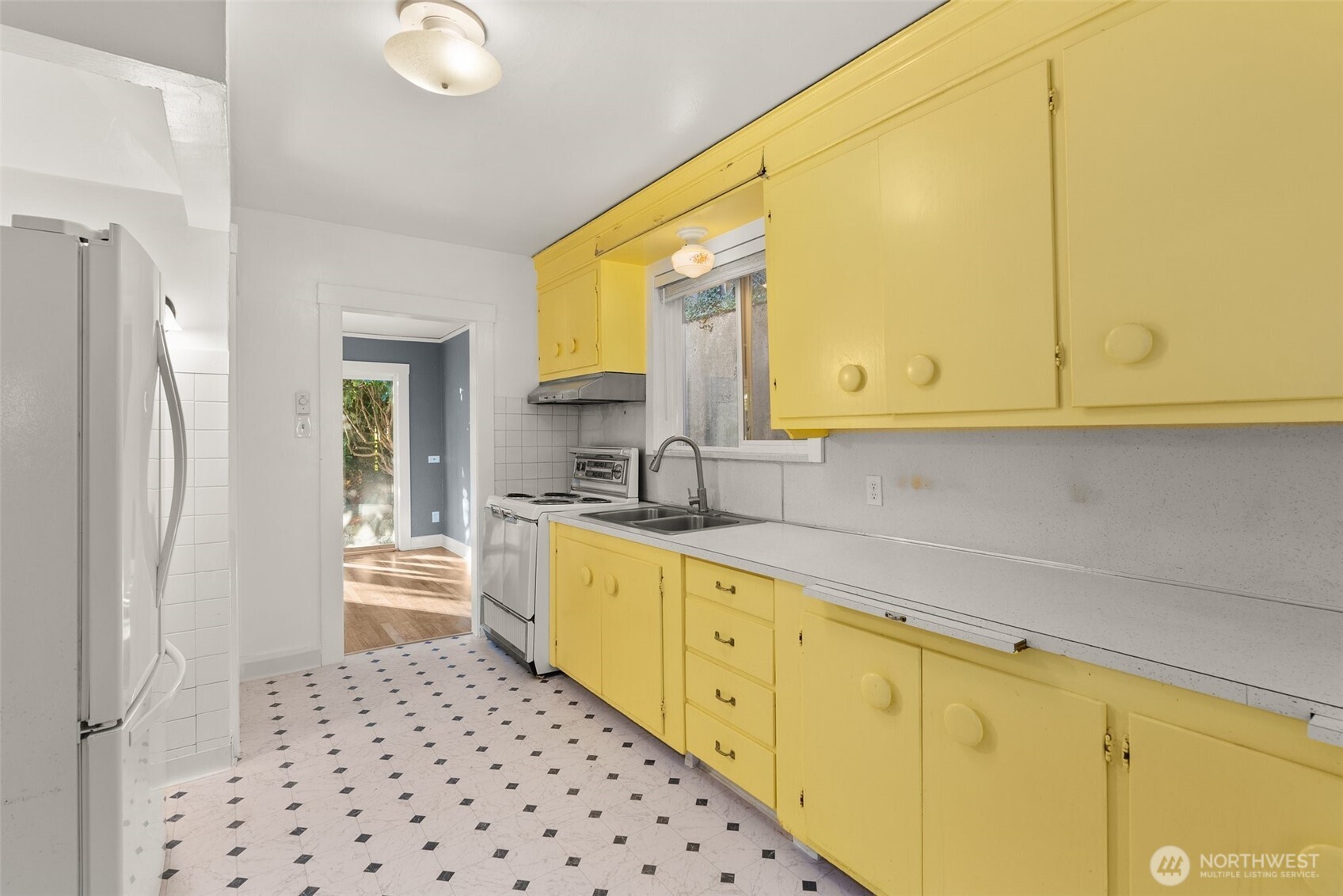 1250 N Broadway Street , Aberdeen, WA 98520