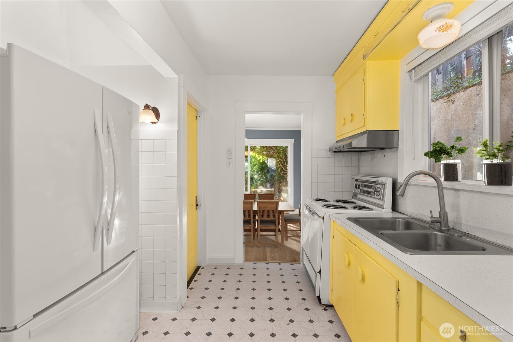 1250 N Broadway Street , Aberdeen, WA 98520