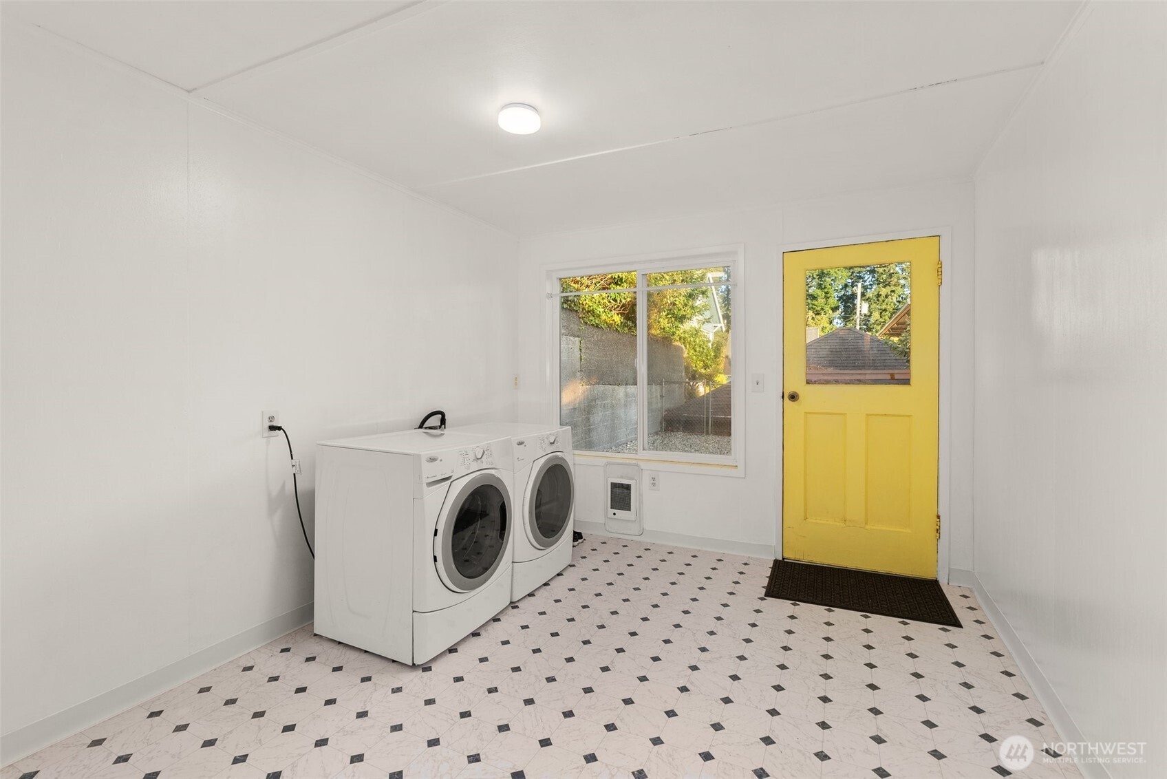 1250 N Broadway Street , Aberdeen, WA 98520