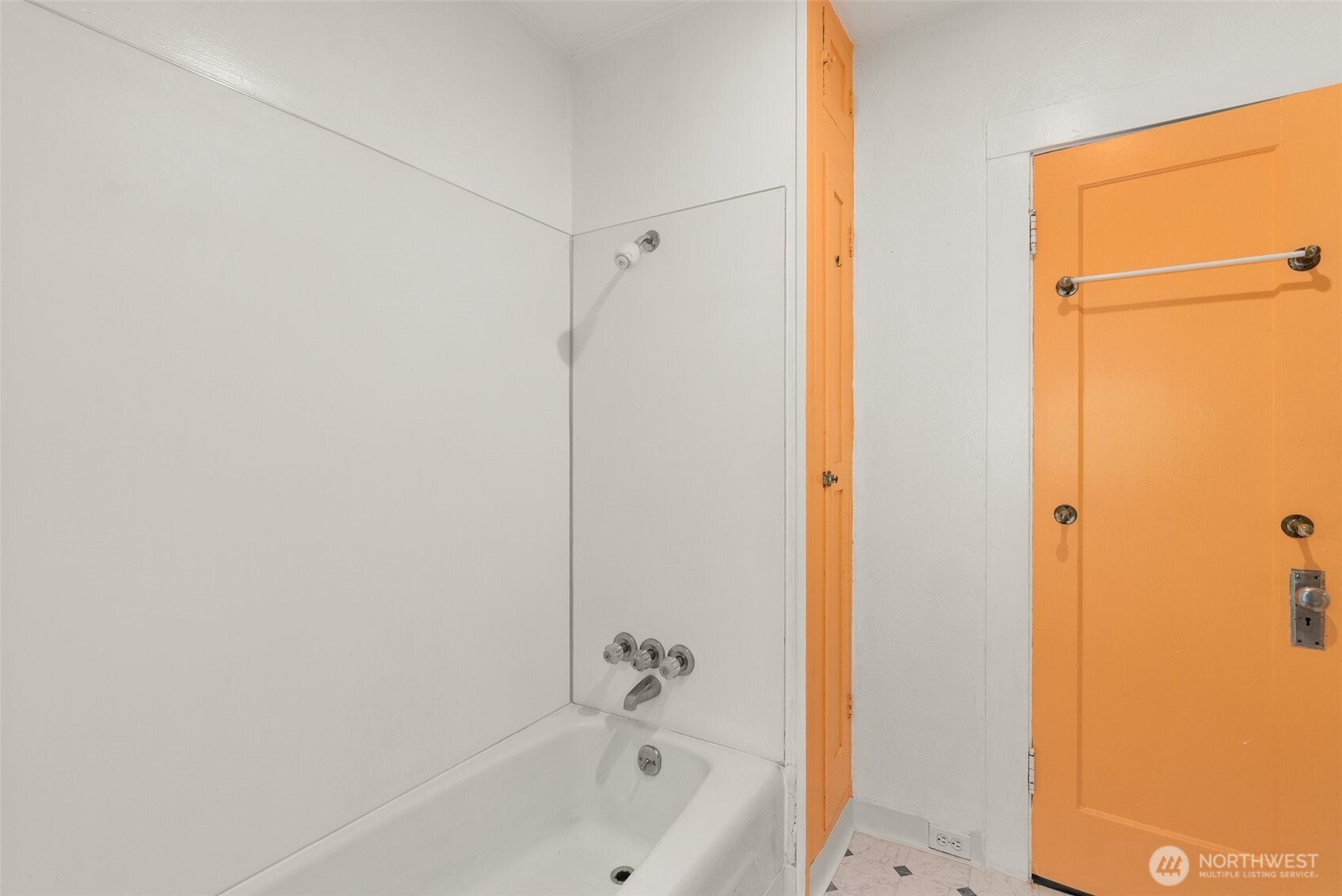 1250 N Broadway Street , Aberdeen, WA 98520