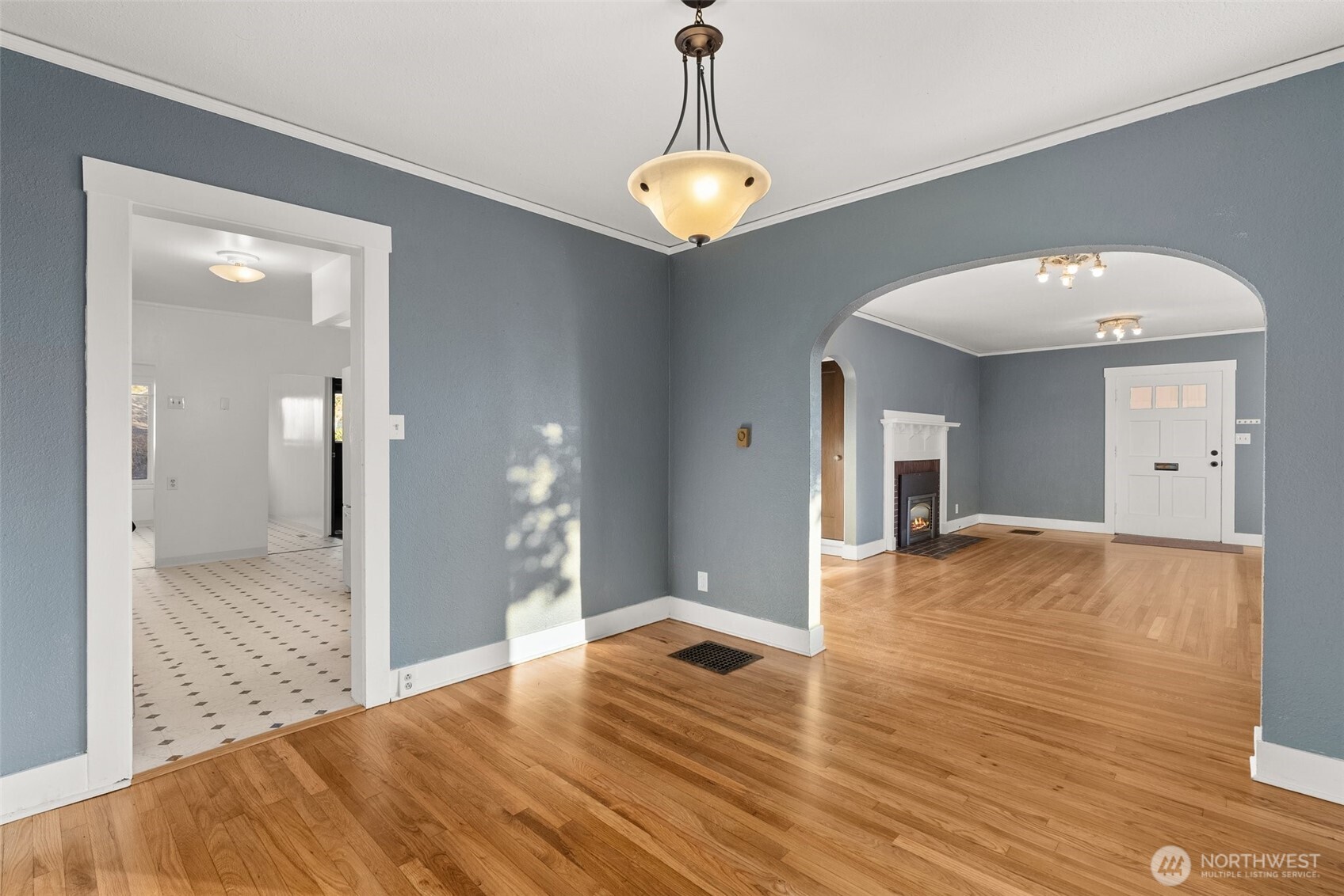 1250 N Broadway Street , Aberdeen, WA 98520