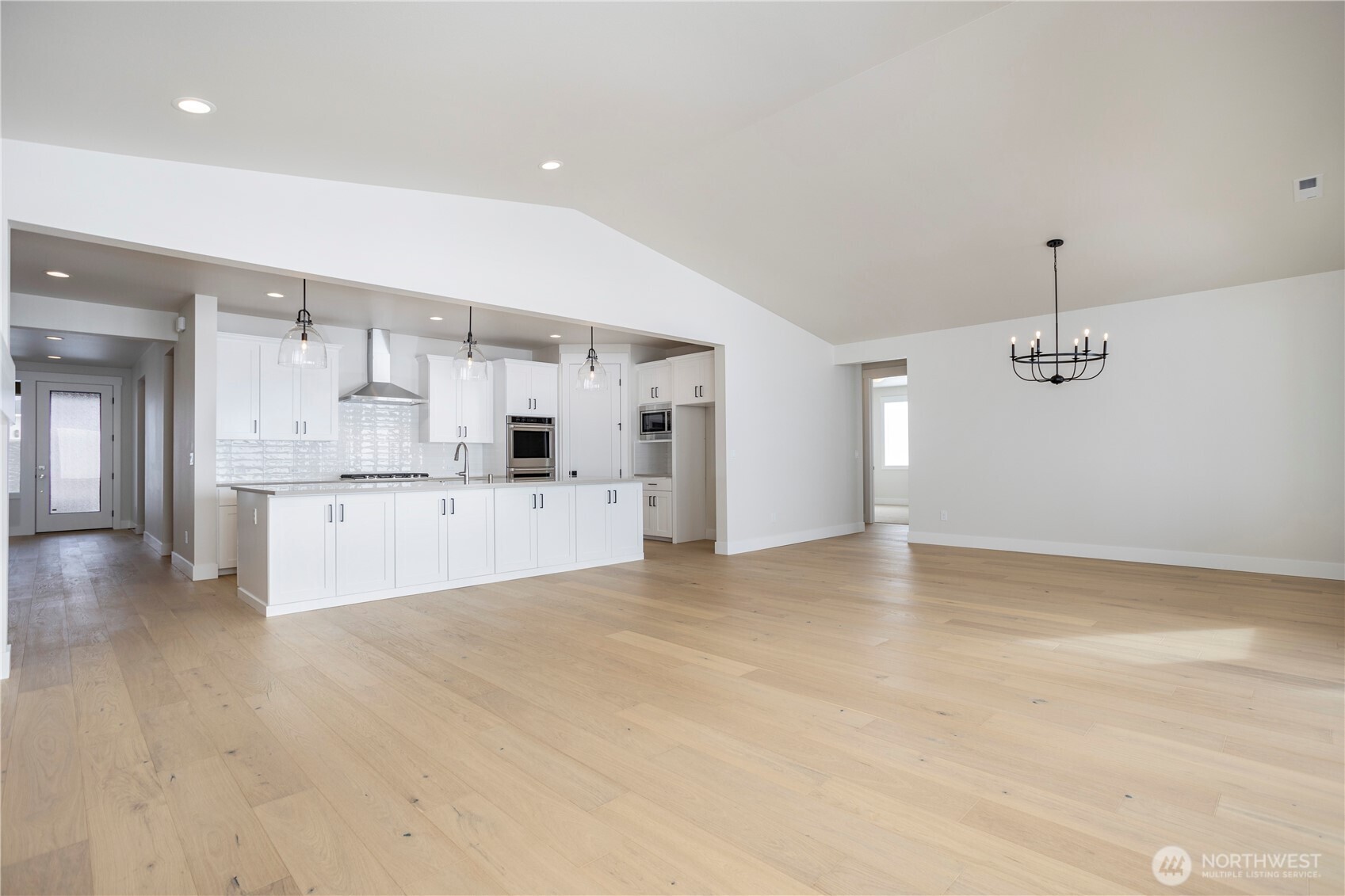 11413 Interlaaken Drive SW, Lakewood, WA 98498