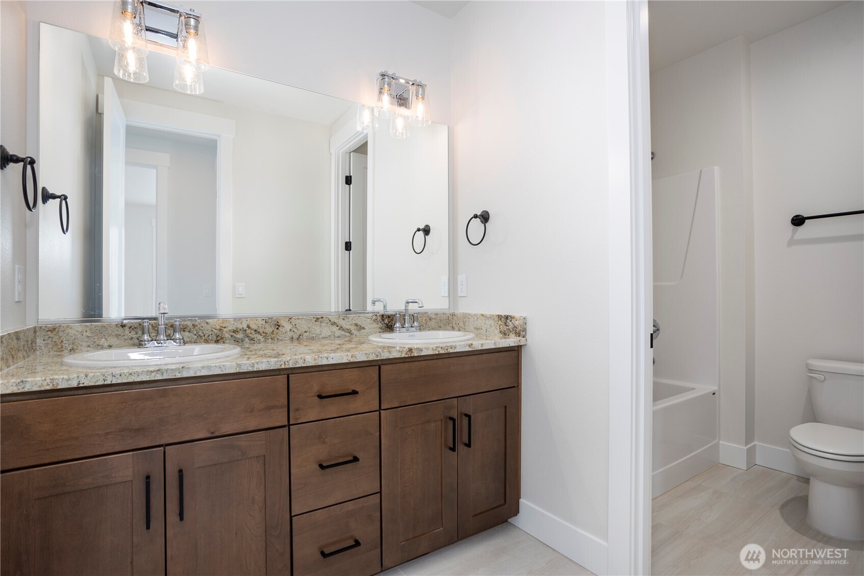 11413 Interlaaken Drive SW, Lakewood, WA 98498