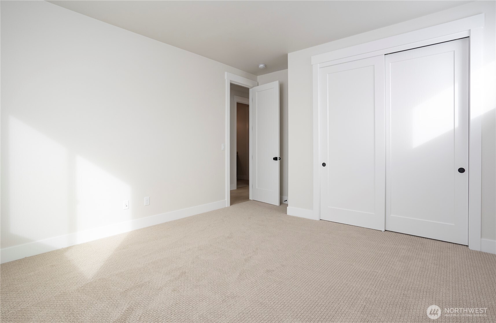 11413 Interlaaken Drive SW, Lakewood, WA 98498