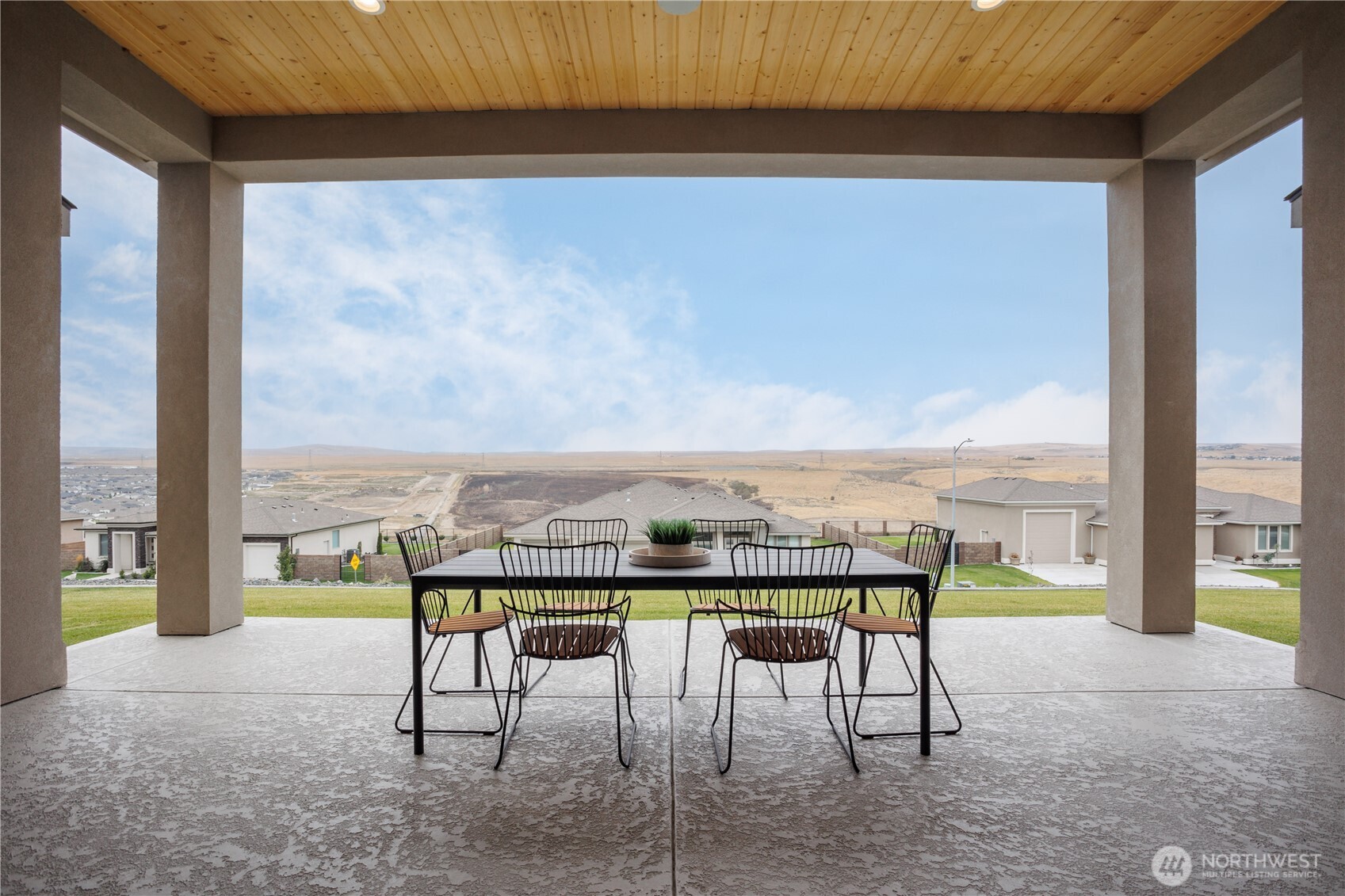 11413 Interlaaken Drive SW, Lakewood, WA 98498