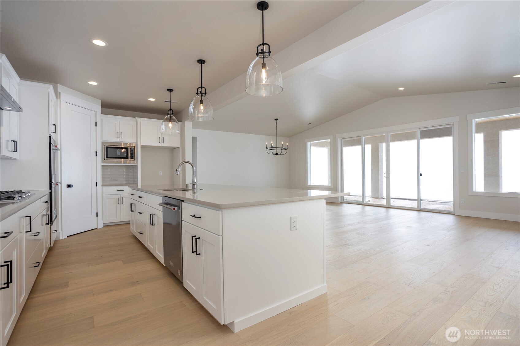 11413 Interlaaken Drive SW, Lakewood, WA 98498