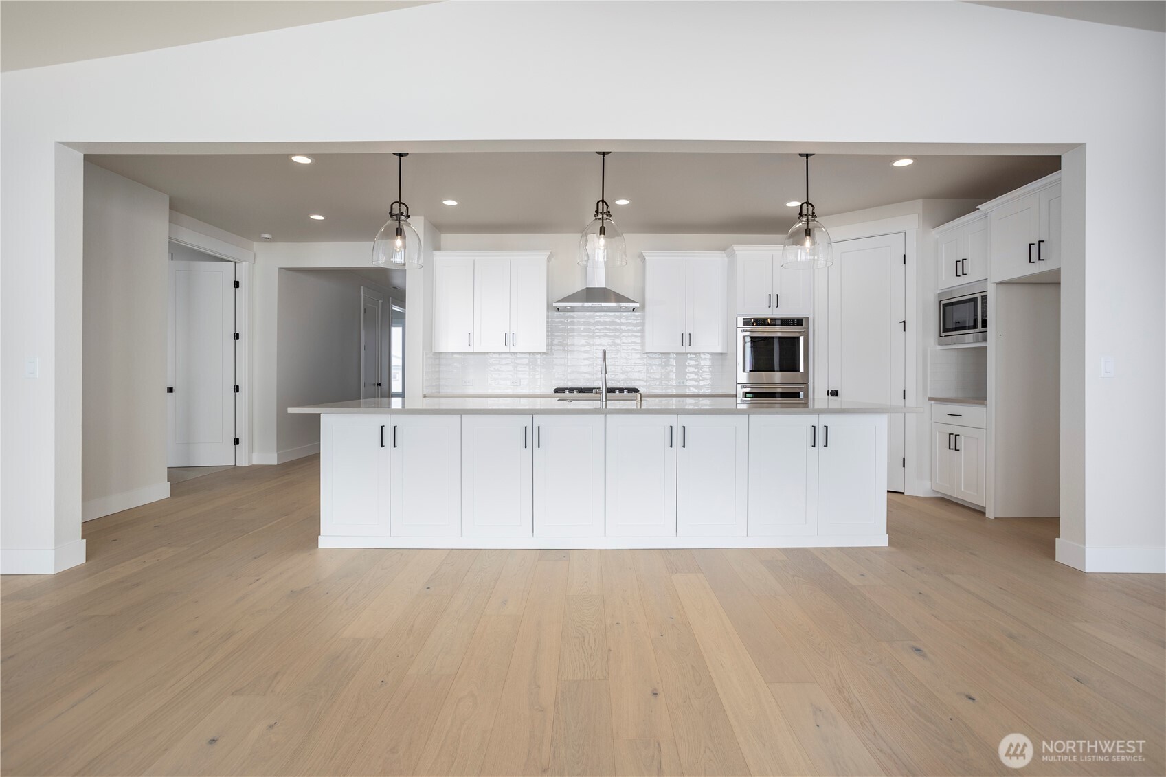 11413 Interlaaken Drive SW, Lakewood, WA 98498