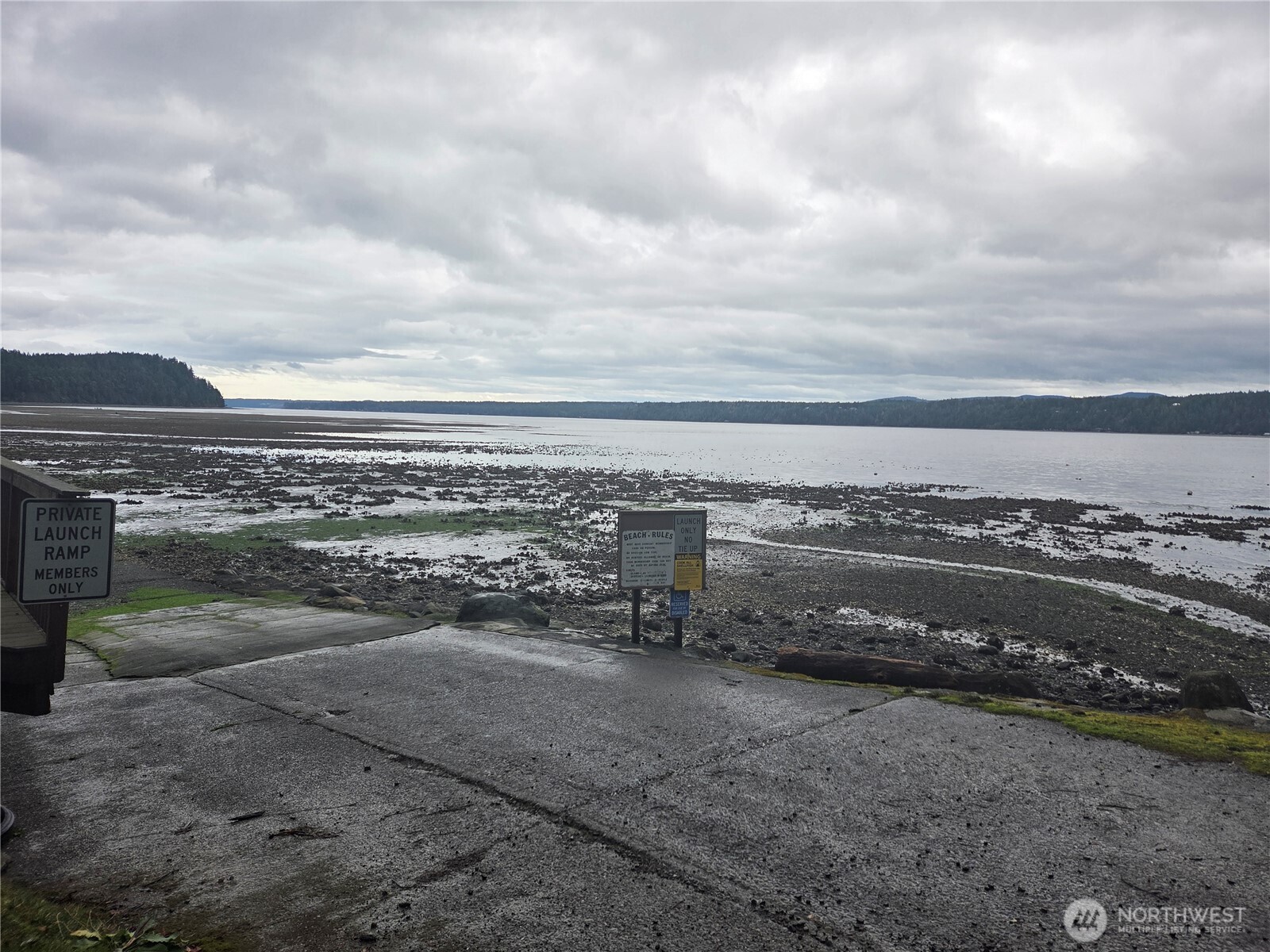 10 Creek Court , Brinnon, WA 98320