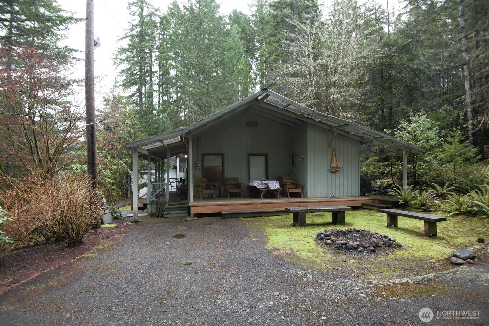 10 Creek Court , Brinnon, WA 98320