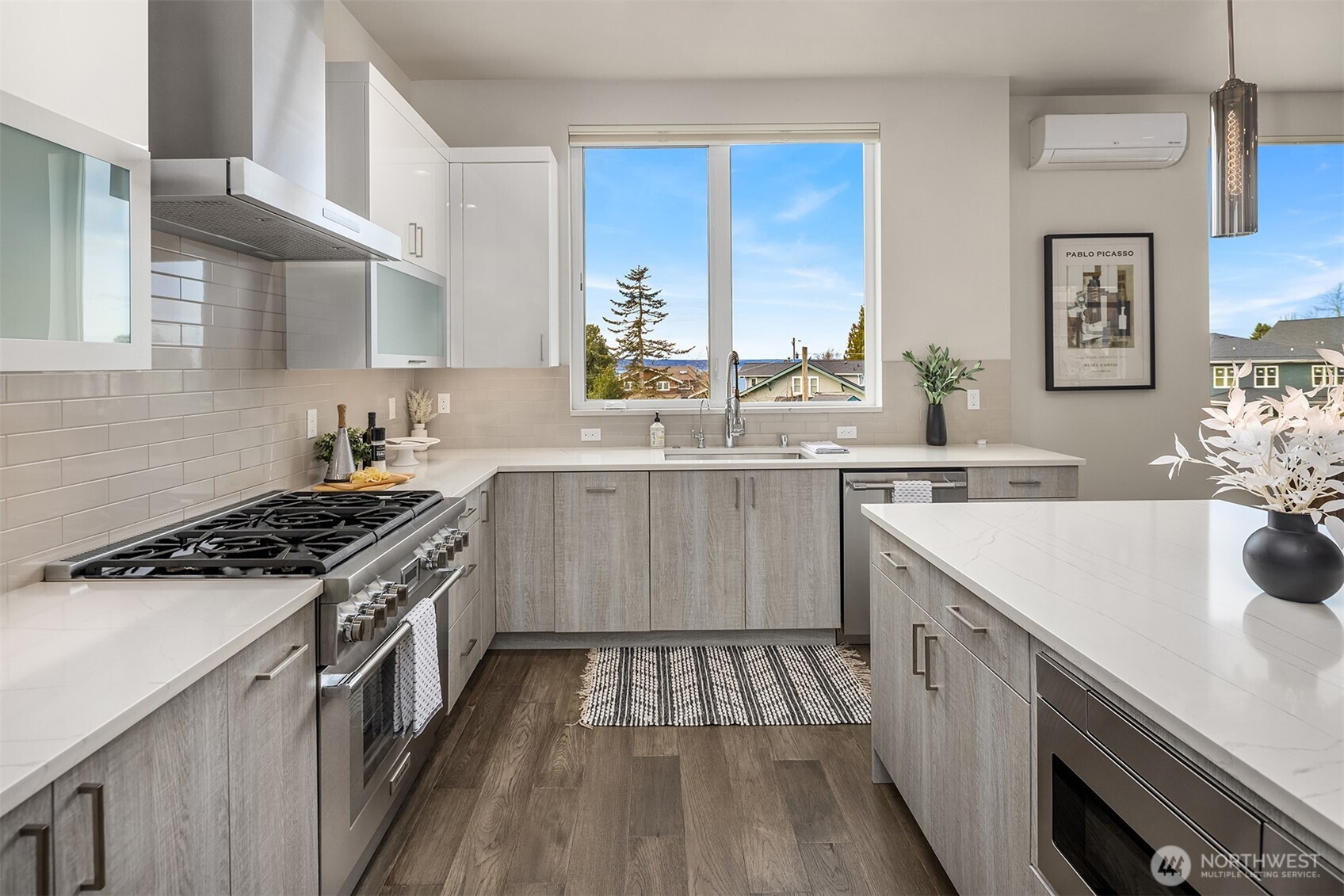 2144 NW 201st Street , Shoreline, WA 98177