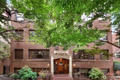 525 16th Avenue E #102, Seattle, WA 98112