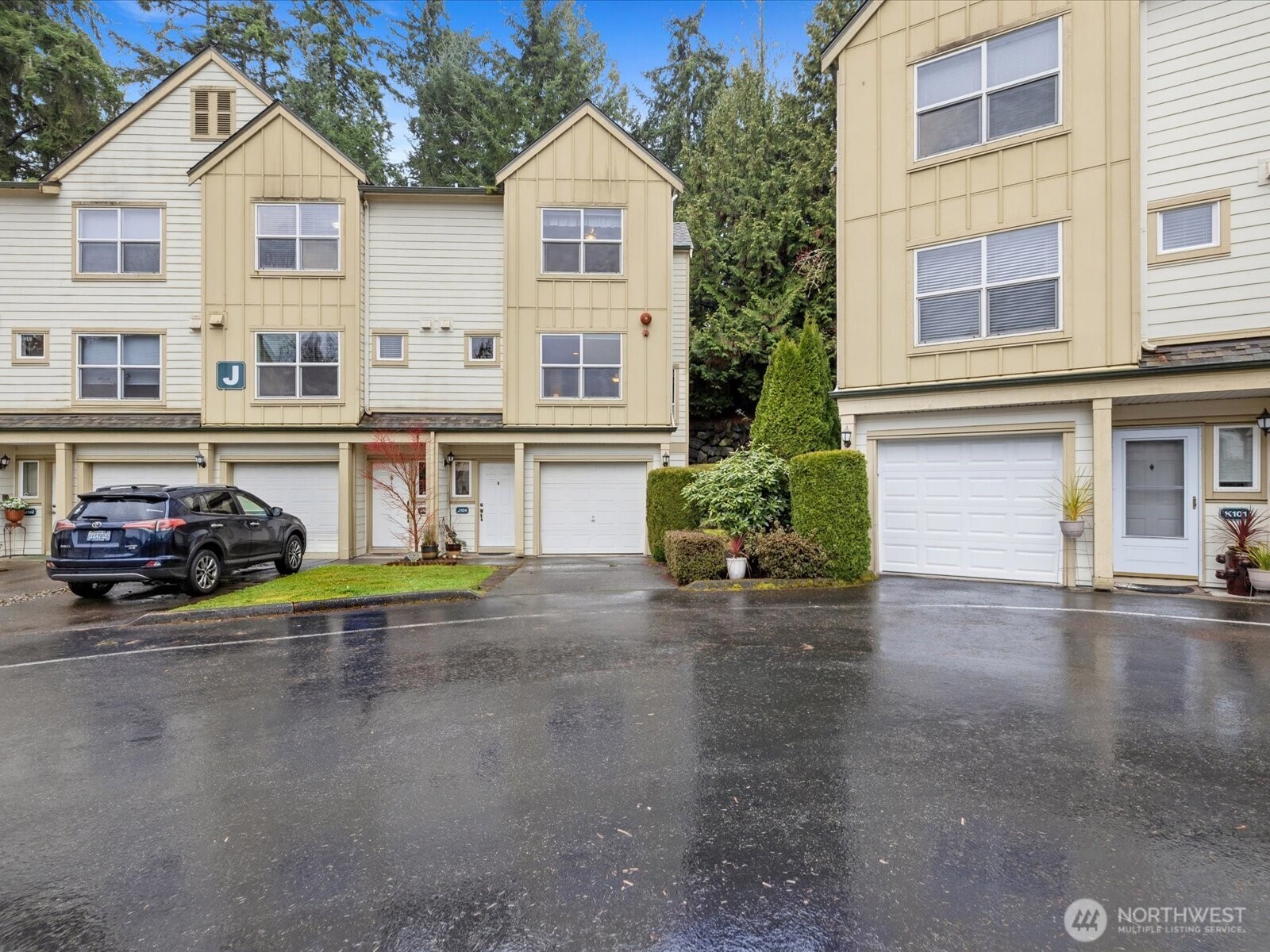 1600 121st Street SE #J104, Everett, WA 98208
