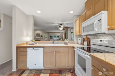1600 121st Street SE #J104, Everett, WA 98208 - Photo 11