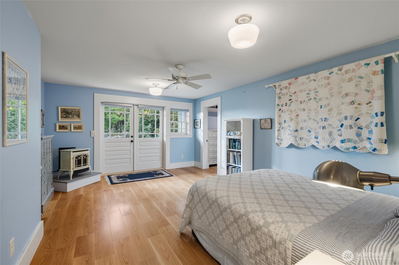 1131 16th Street , Bellingham, WA 98225