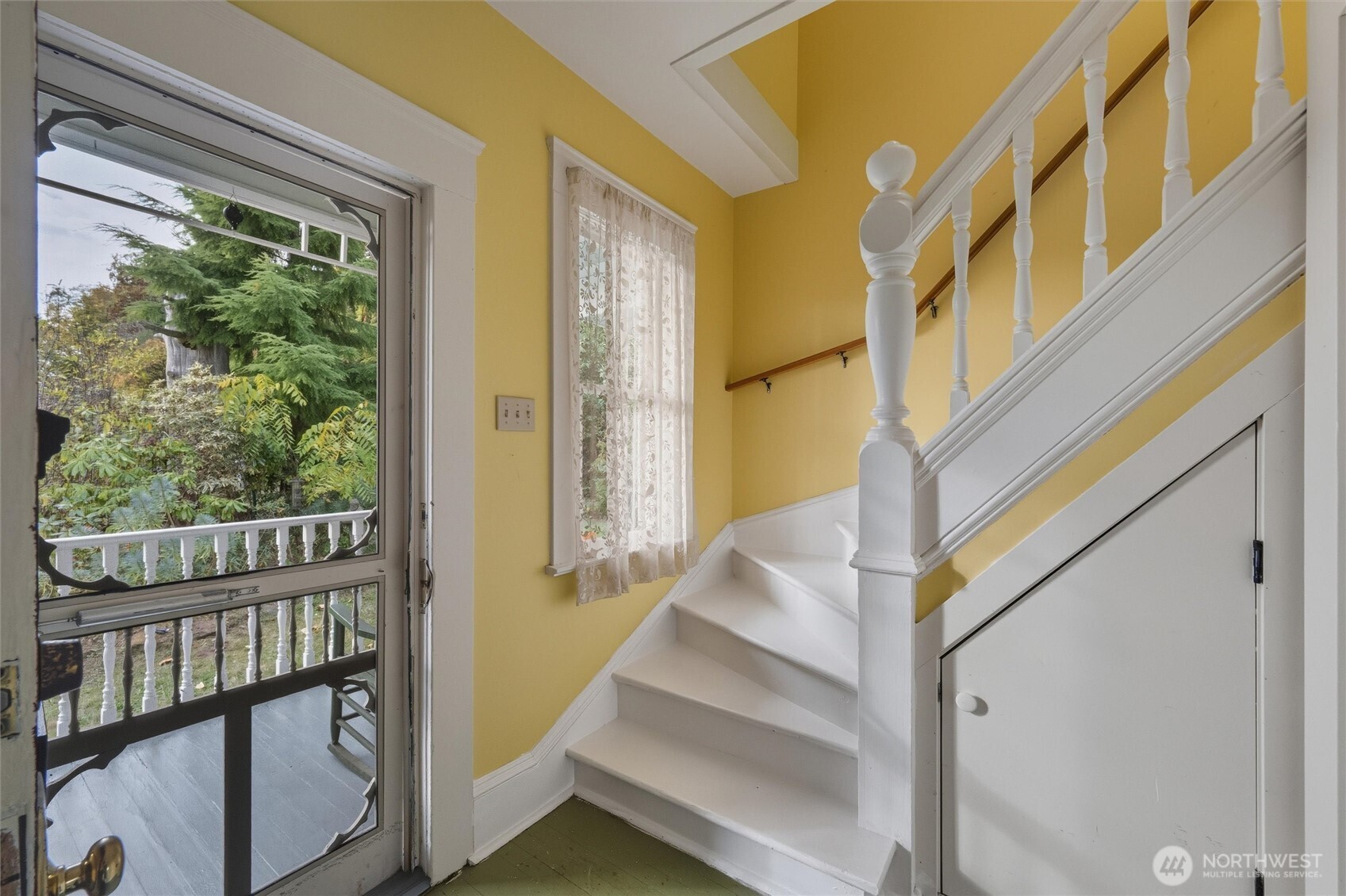 1131 16th Street , Bellingham, WA 98225