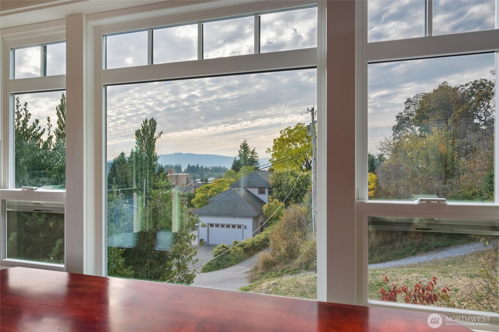 1131 16th Street , Bellingham, WA 98225