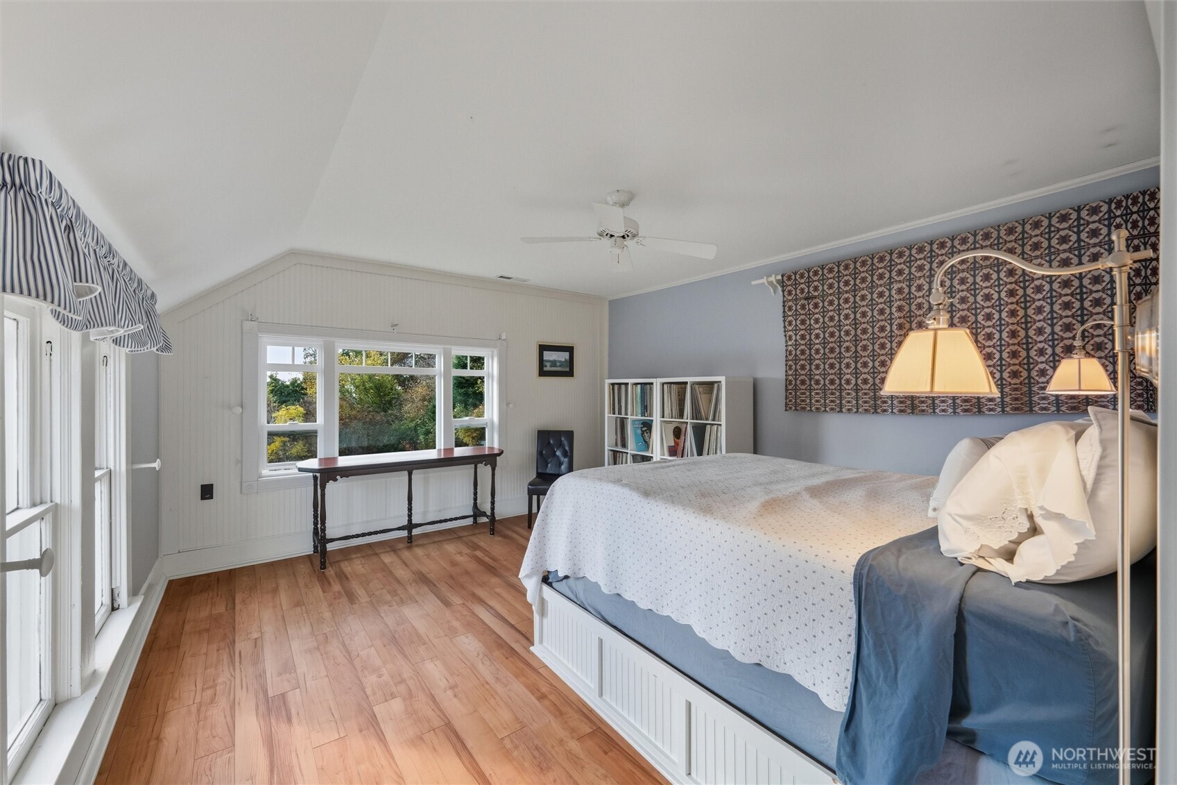 1131 16th Street , Bellingham, WA 98225