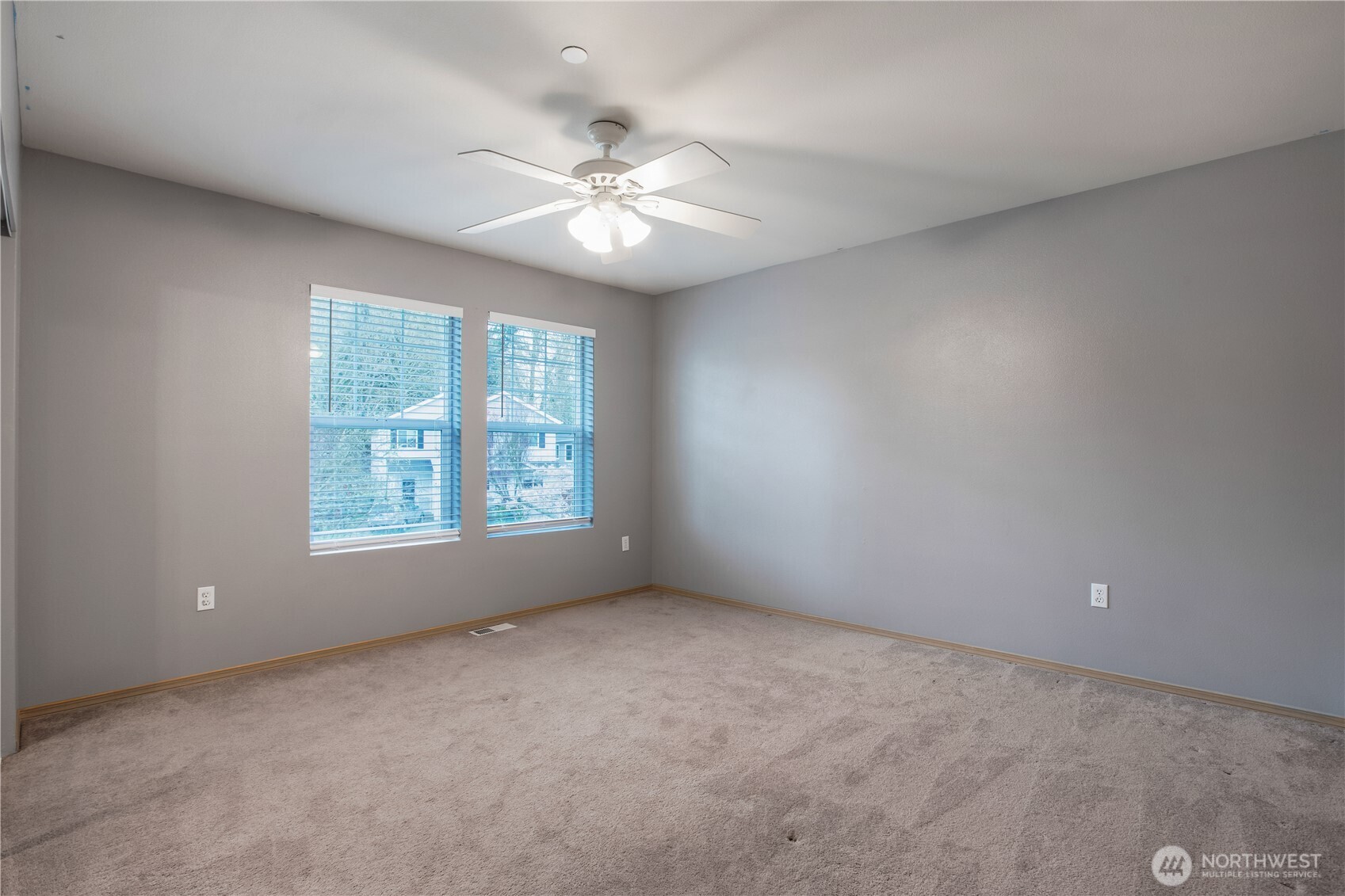 3070 O'Brien Street , Dupont, WA 98327