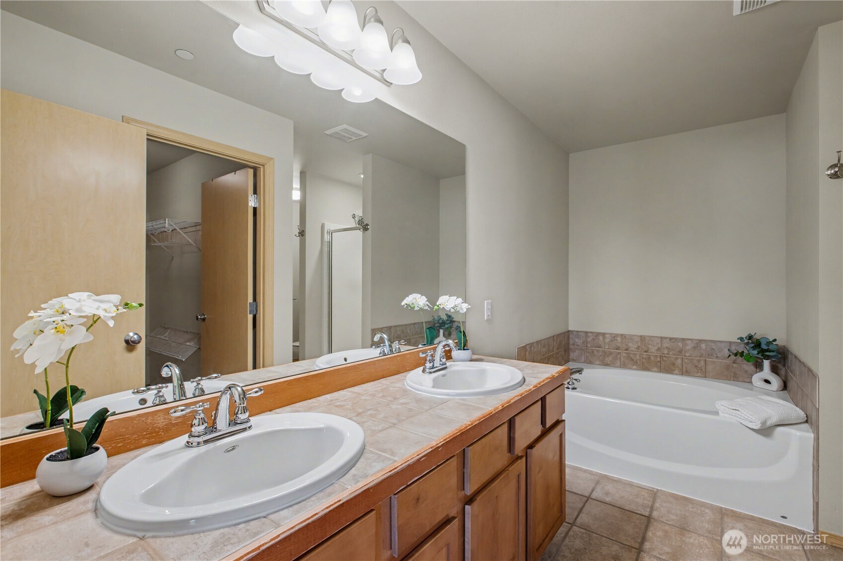 3070 O'Brien Street , Dupont, WA 98327