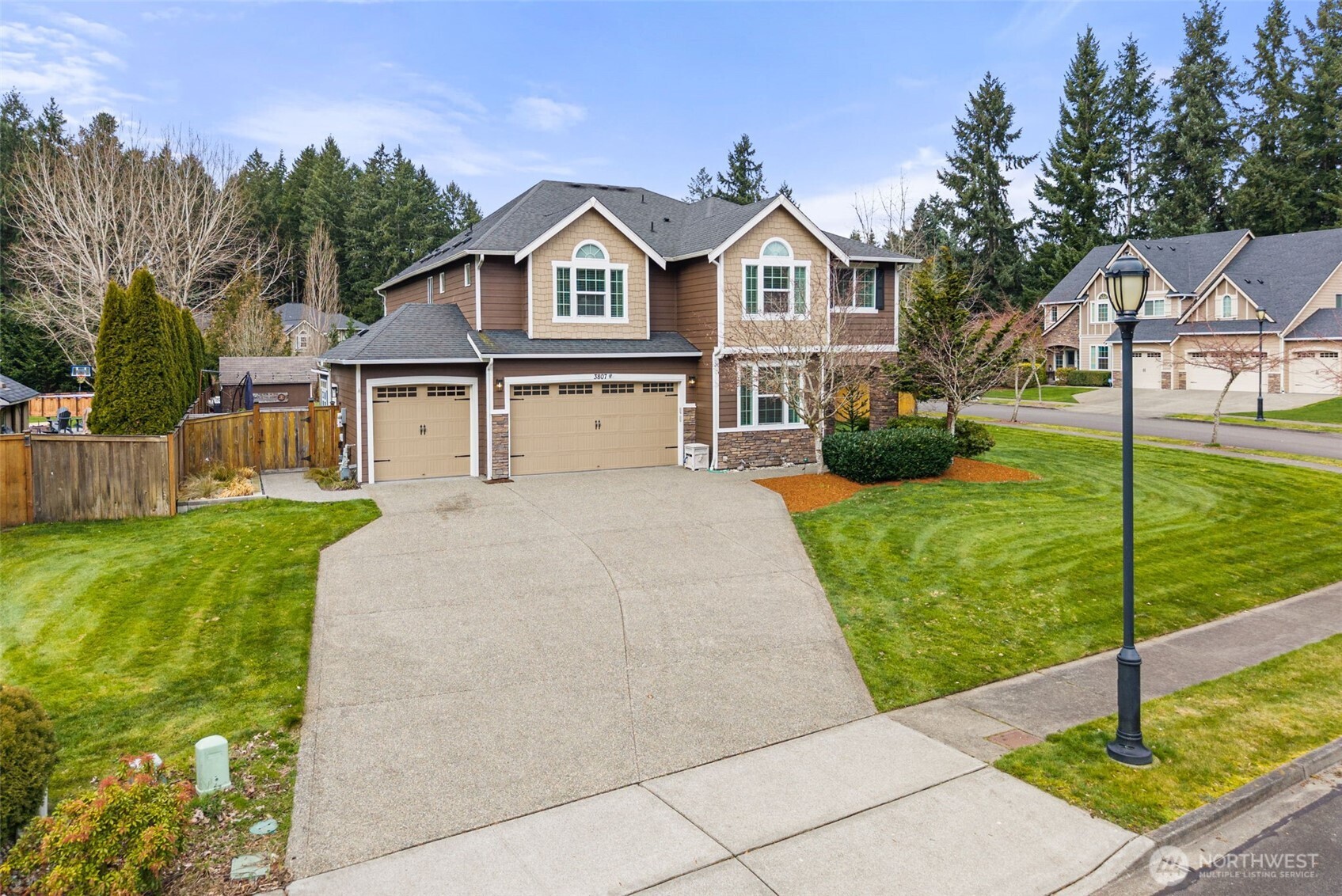 3807 Lanier Court SE, Lacey, WA 98503