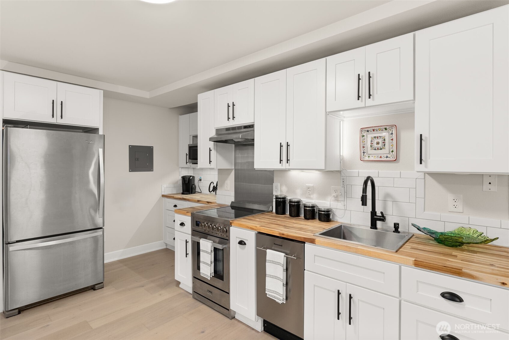 3807 Lanier Court SE, Lacey, WA 98503