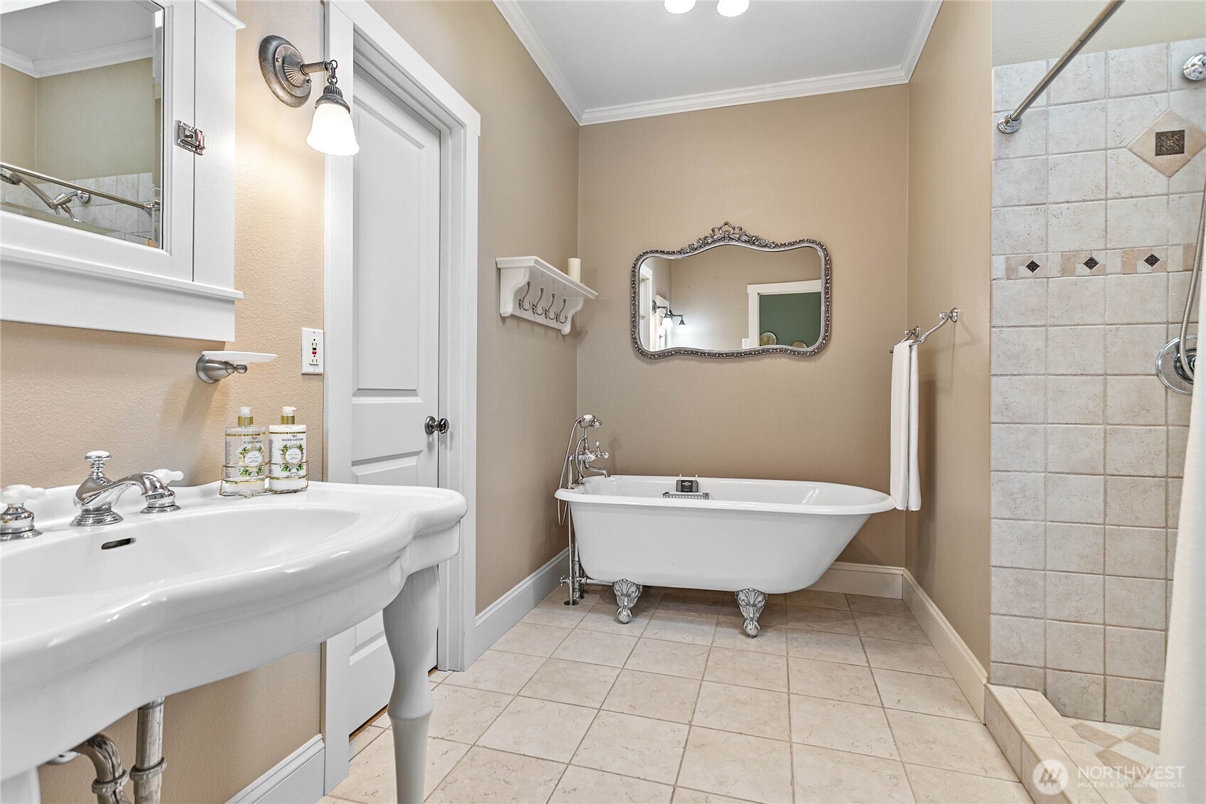 2749 Murphy Place , Bellingham, WA 98226