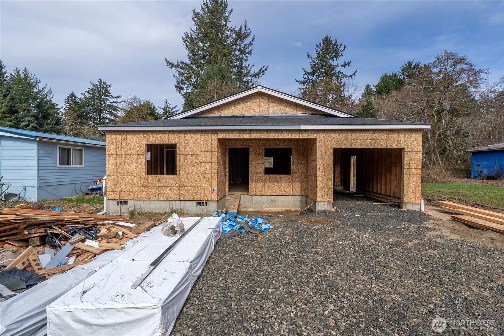 522 W Newell Street , Westport, WA 98595