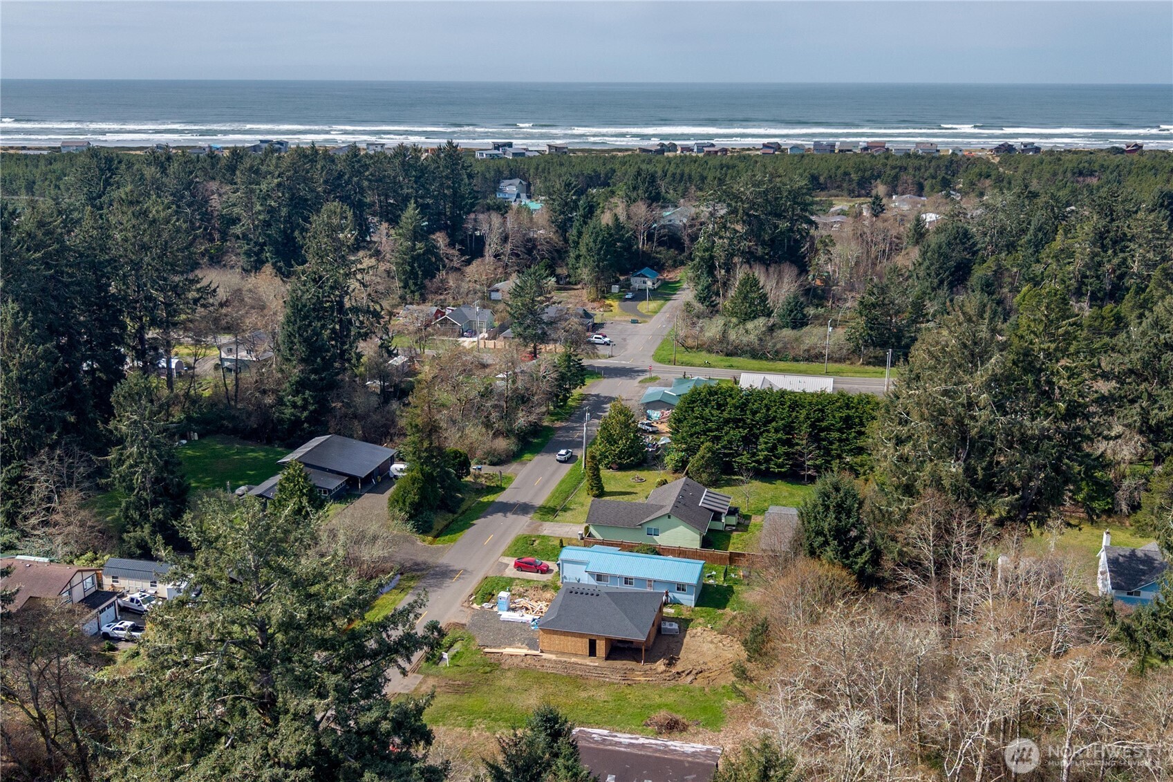 522 W Newell Street , Westport, WA 98595