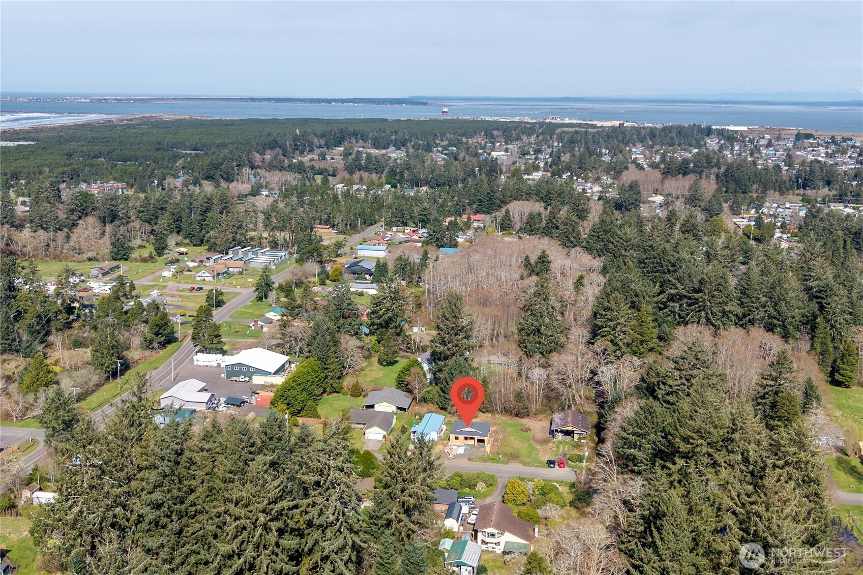 522 W Newell Street , Westport, WA 98595