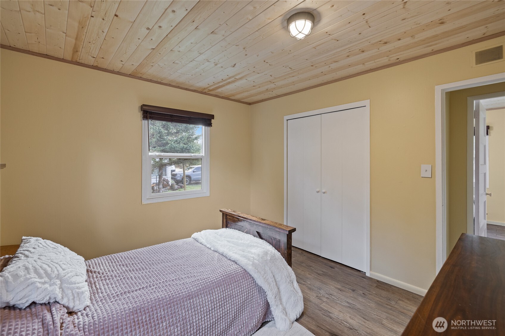 1520 E Shelton Springs Road , Shelton, WA 98584