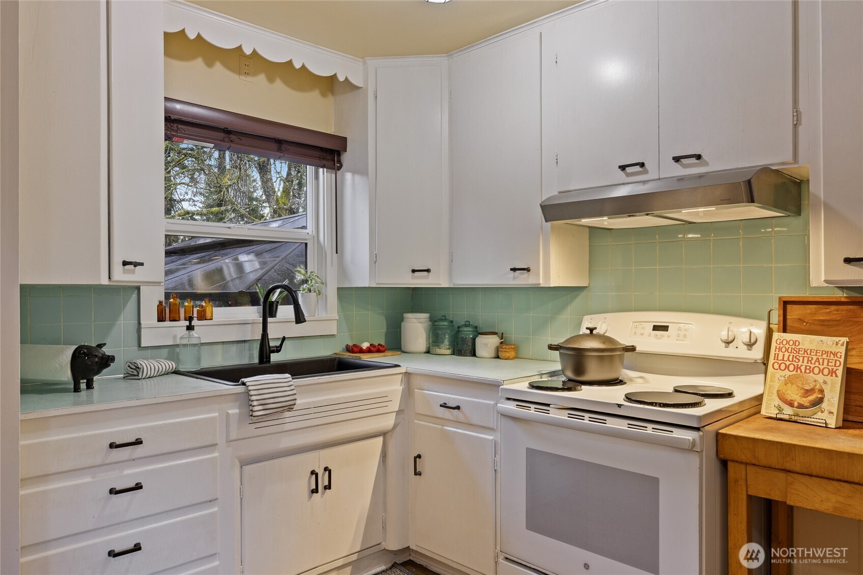 1520 E Shelton Springs Road , Shelton, WA 98584