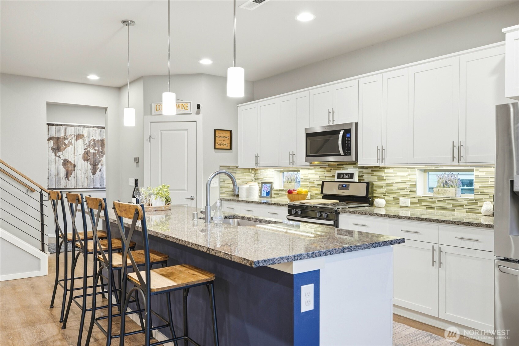 32909 Crystal Lakes Lane , Black Diamond, WA 98010